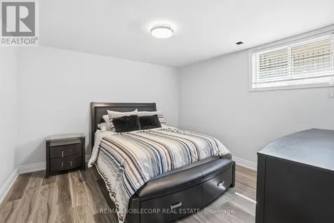 15 Palm Beach Road Oro-medonte ON L0L 1T0