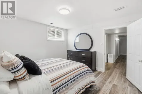 15 Palm Beach Road Oro-medonte ON L0L 1T0