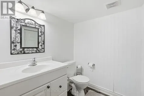 15 Palm Beach Road Oro-medonte ON L0L 1T0