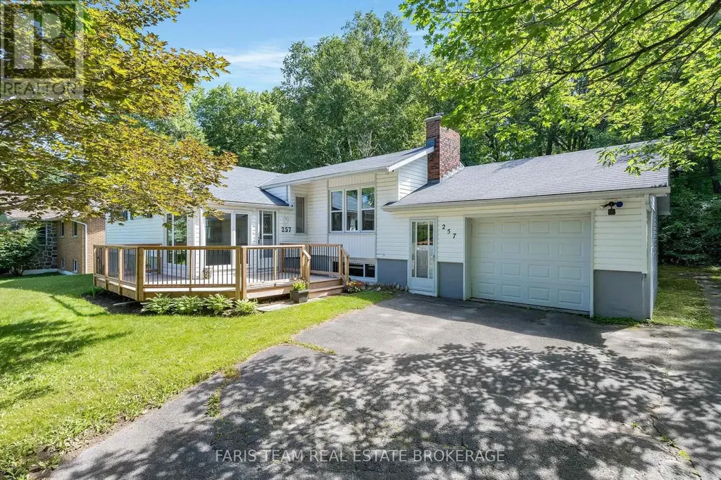 257 Church Street Penetanguishene ON L9M 1G6