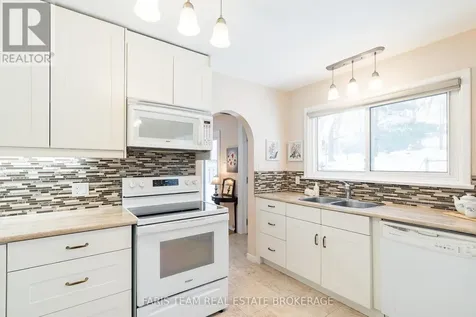 257 Church Street Penetanguishene ON L9M 1G6