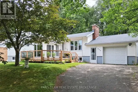257 Church Street Penetanguishene ON L9M 1G6