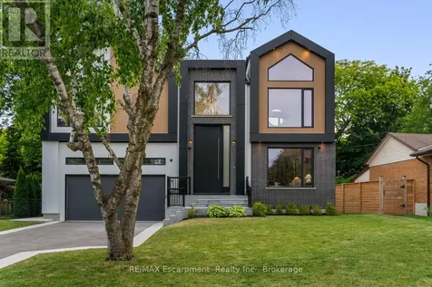 298 Strathcona Drive Burlington (shoreacres) ON L7L 2E1