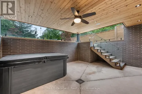 298 Strathcona Drive Burlington (shoreacres) ON L7L 2E1
