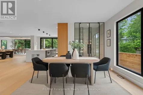 298 Strathcona Drive Burlington (shoreacres) ON L7L 2E1