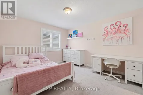73 Bristling Crescent Ottawa ON K2J 6C2