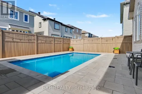 73 Bristling Crescent Ottawa ON K2J 6C2