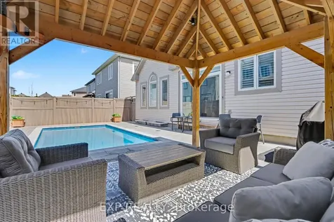 73 Bristling Crescent Ottawa ON K2J 6C2
