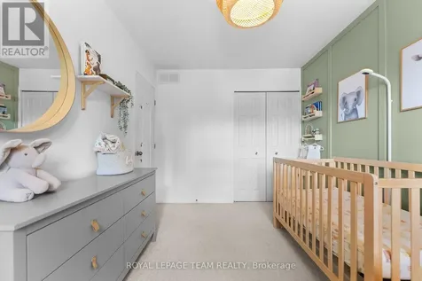 14 Newcastle Avenue Ottawa ON K2K 3B4
