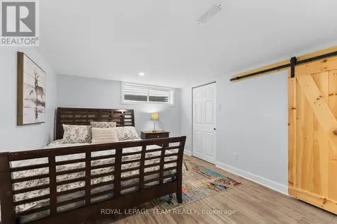 14 Newcastle Avenue Ottawa ON K2K 3B4
