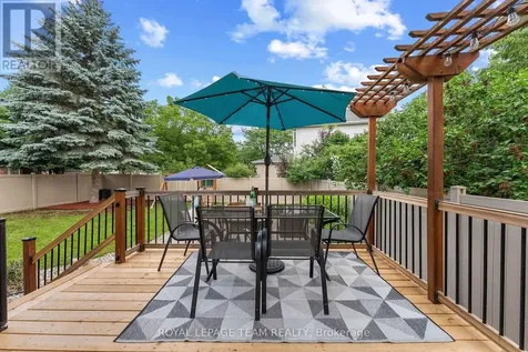 14 Newcastle Avenue Ottawa ON K2K 3B4
