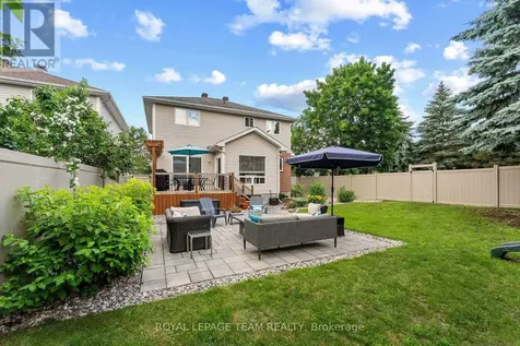 14 Newcastle Avenue Ottawa ON K2K 3B4