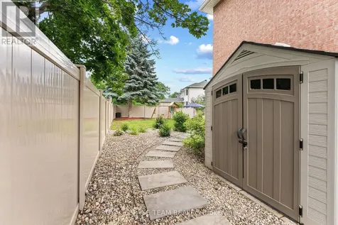 14 Newcastle Avenue Ottawa ON K2K 3B4