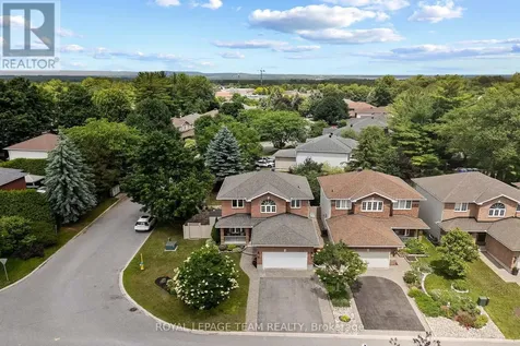 14 Newcastle Avenue Ottawa ON K2K 3B4