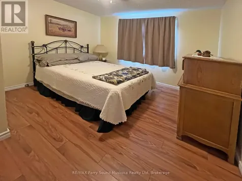 15 Dockside Drive Mckellar ON P0G 1C0