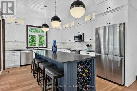 1012 Island 35 Stoney Lake Douro-dummer ON K0L 2H0