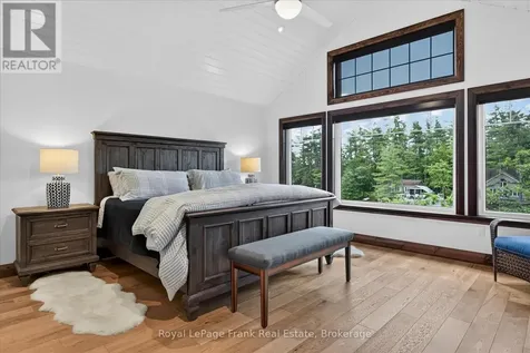 1012 Island 35 Stoney Lake Douro-dummer ON K0L 2H0