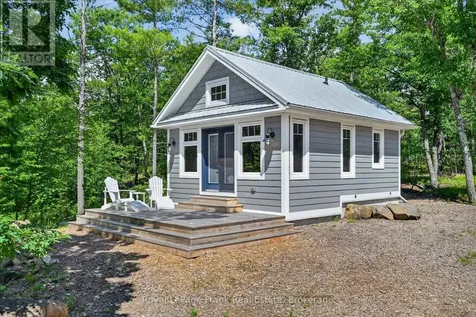 1012 Island 35 Stoney Lake Douro-dummer ON K0L 2H0