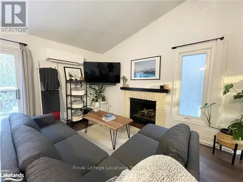 15 Harbour Street West Collingwood ON L9Y 5S1