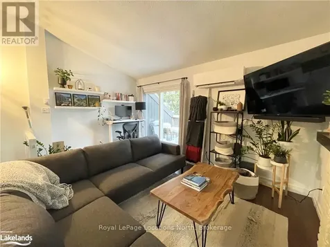 15 Harbour Street West Collingwood ON L9Y 5S1