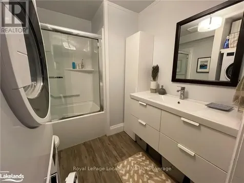 15 Harbour Street West Collingwood ON L9Y 5S1