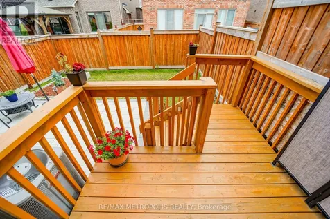 98 Laing Drive Whitby ON L1P 0N6