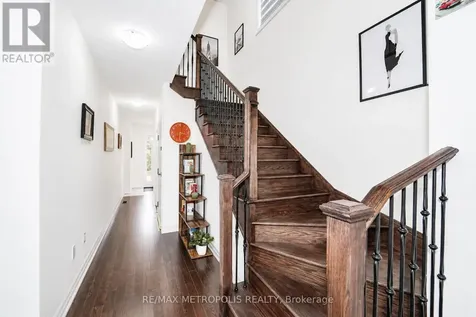 98 Laing Drive Whitby ON L1P 0N6