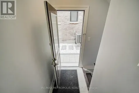 98 Laing Drive Whitby ON L1P 0N6