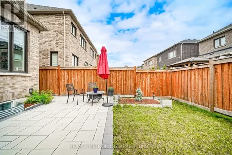 98 Laing Drive Whitby ON L1P 0N6