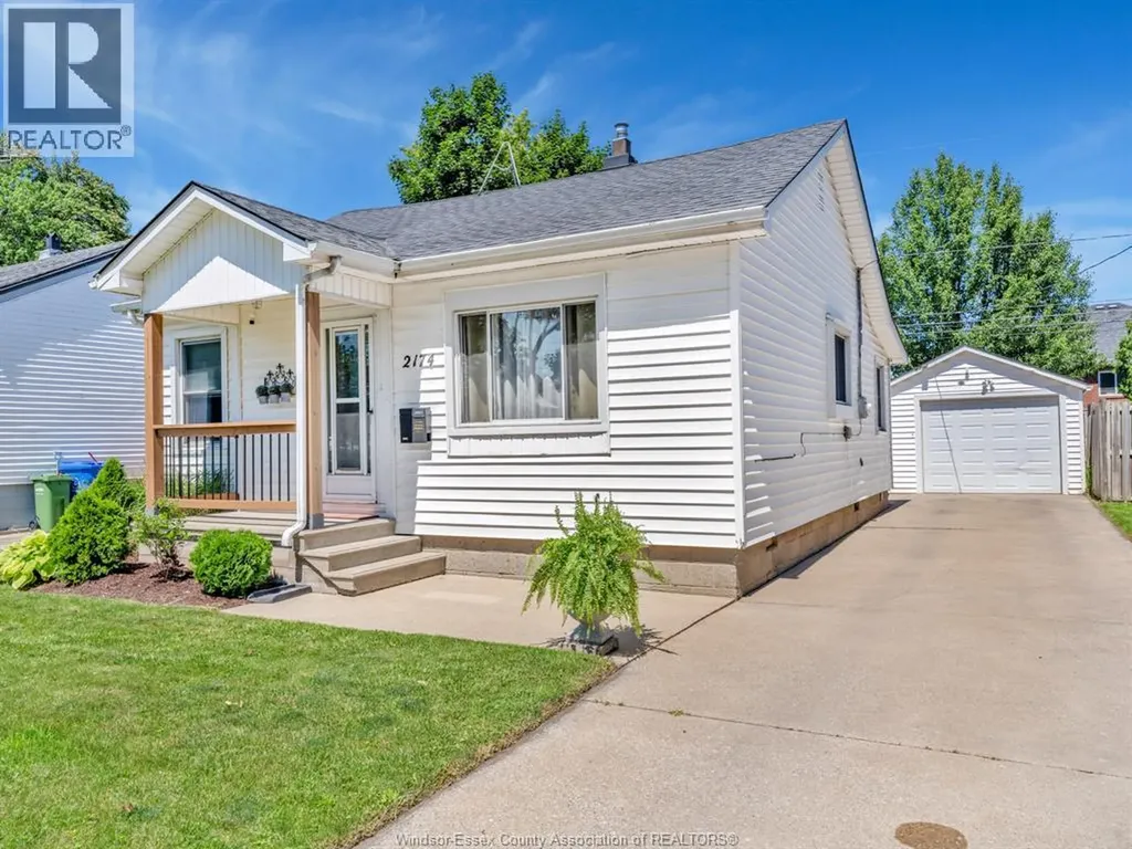 2174 Forest Avenue Windsor ON N8W 2G5