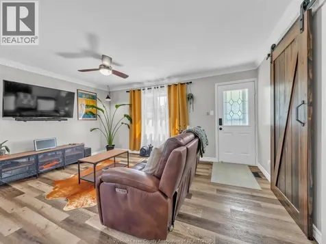 2174 Forest Avenue Windsor ON N8W 2G5
