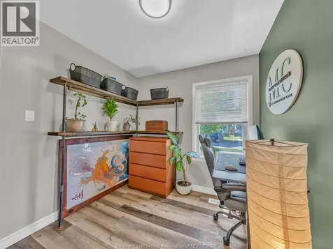 2174 Forest Avenue Windsor ON N8W 2G5