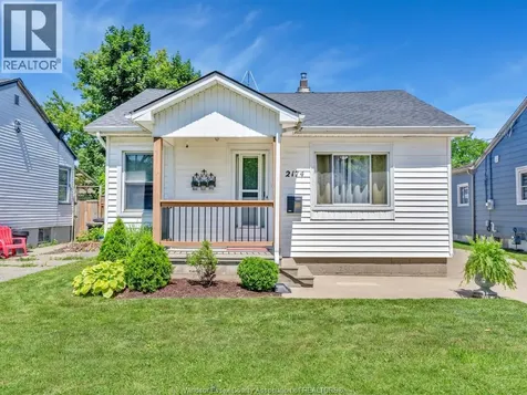 2174 Forest Avenue Windsor ON N8W 2G5