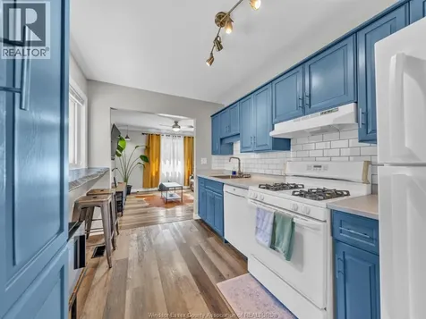 2174 Forest Avenue Windsor ON N8W 2G5
