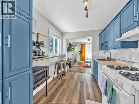 2174 Forest Avenue Windsor ON N8W 2G5