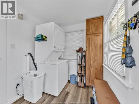 2174 Forest Avenue Windsor ON N8W 2G5