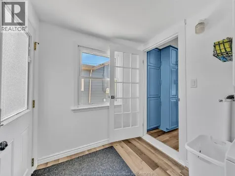 2174 Forest Avenue Windsor ON N8W 2G5