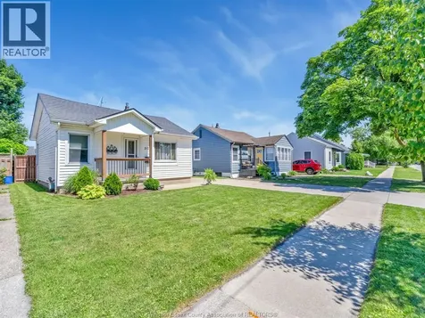 2174 Forest Avenue Windsor ON N8W 2G5
