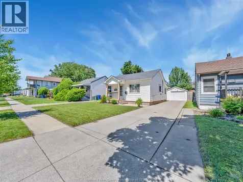 2174 Forest Avenue Windsor ON N8W 2G5