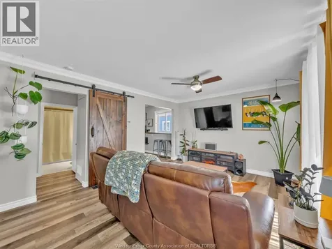 2174 Forest Avenue Windsor ON N8W 2G5