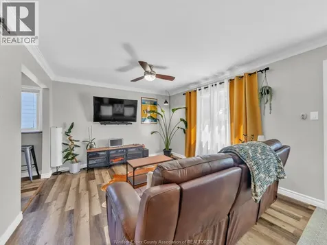 2174 Forest Avenue Windsor ON N8W 2G5