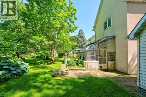 4956 Sann Road North Beamsville ON L3J 1J9