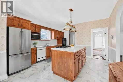 4956 Sann Road North Beamsville ON L3J 1J9