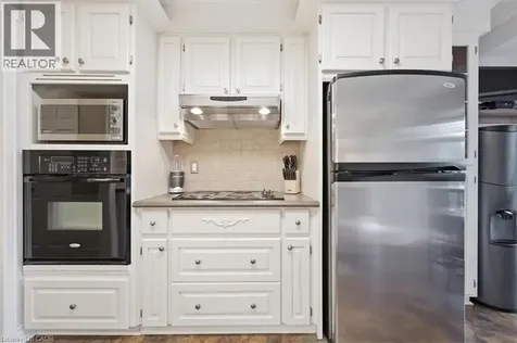 1334 Wiltshire Avenue Burlington ON L7M 1X9