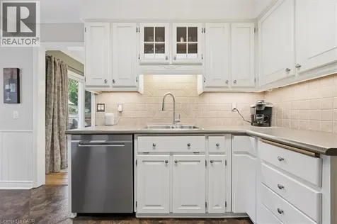 1334 Wiltshire Avenue Burlington ON L7M 1X9