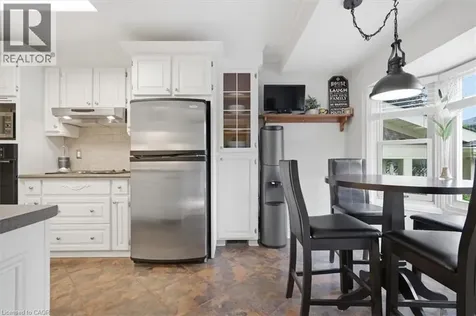1334 Wiltshire Avenue Burlington ON L7M 1X9