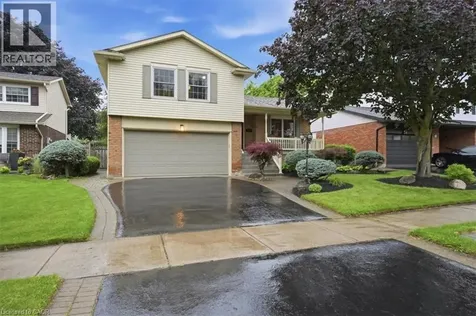 1334 Wiltshire Avenue Burlington ON L7M 1X9