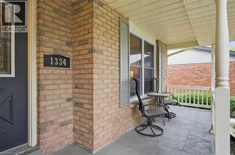1334 Wiltshire Avenue Burlington ON L7M 1X9