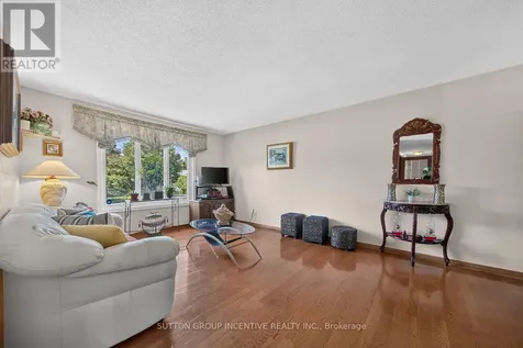 29 Korlea Crescent Orillia ON L3V 7K5