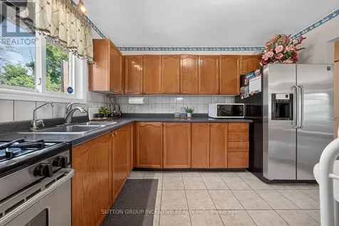 29 Korlea Crescent Orillia ON L3V 7K5